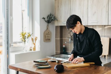 Menjalani Hari dengan Langkah yang Lebih Pelan
